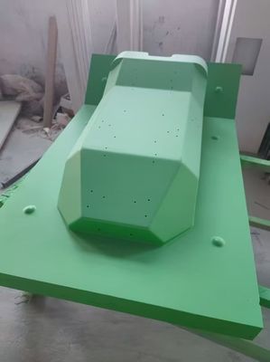 Musterform oder Urmodell für eine Glasfaserform mit hoher Chemikalienbeständigkeit und glatter Gelcoat-Lackoberfläche