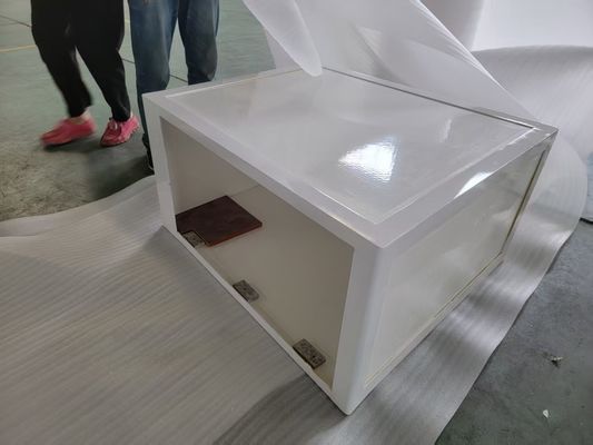 Leichte, kundenspezifische Automobilkomponenten aus Fiberglas, maßgefertigt für Fahrzeuge