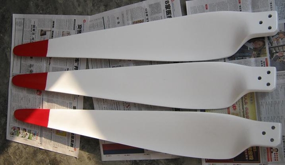 Handauflegetechnologie Glasfaser-Windturbinenblätter, verdrehter Bladentyp für Ihre Anforderungen