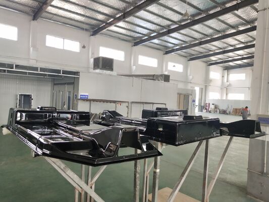 Wetterbeständige GRP-Karosserieschalen für Wohnmobile - Leichtgewicht und isolierte Camper-Außenplatte