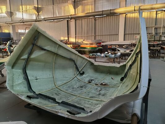 Hohe Haltbarkeit Glasfaser-Lkw-Körperplatte Leichtgewicht Einfache Installation Ideal für die Wartung und den Austausch der Flotte